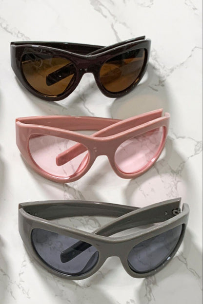 Polycarbonate Frame Cat-Eye Sunglasses