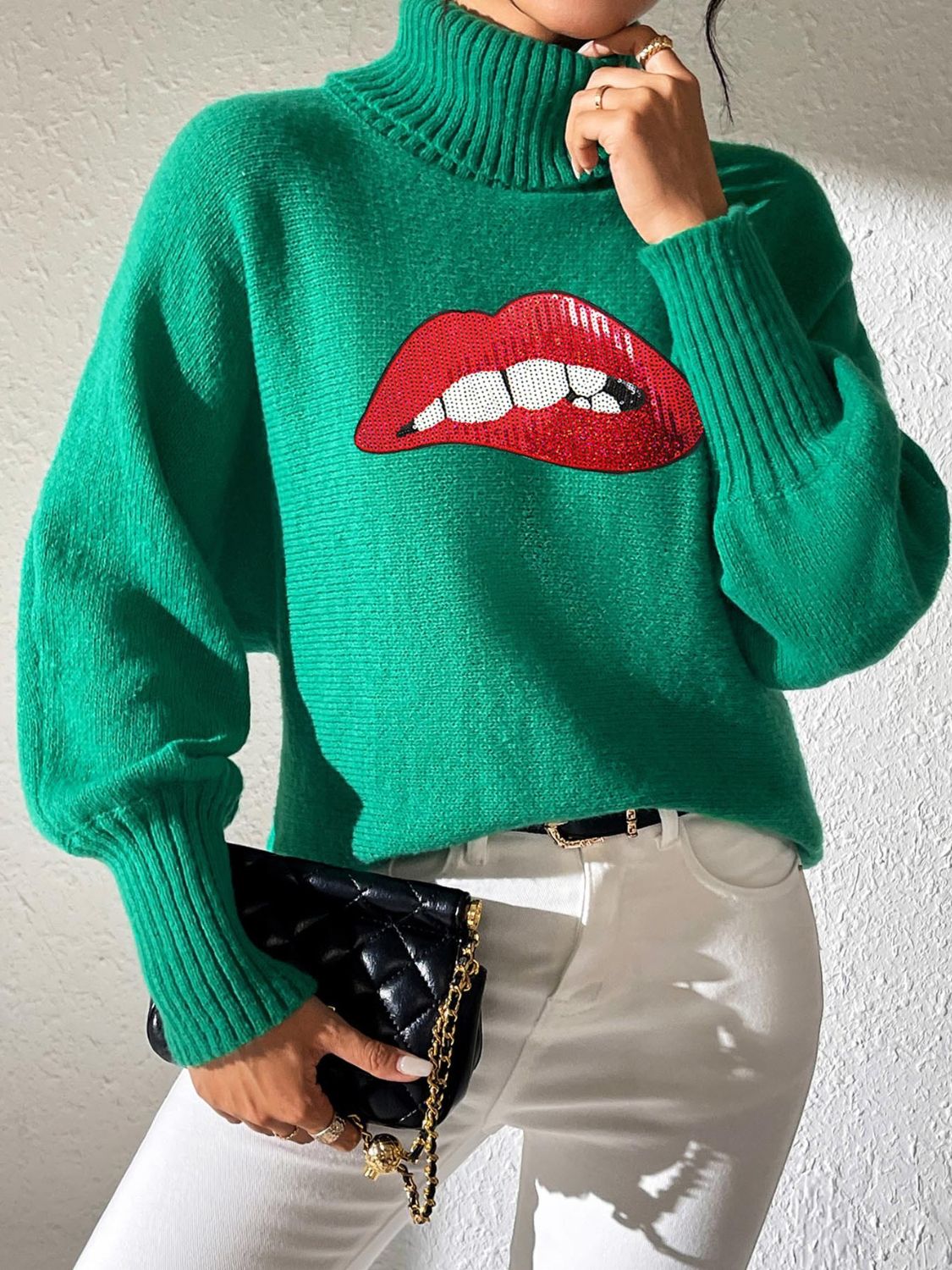 Lip Turtleneck Long Sleeve Sweater