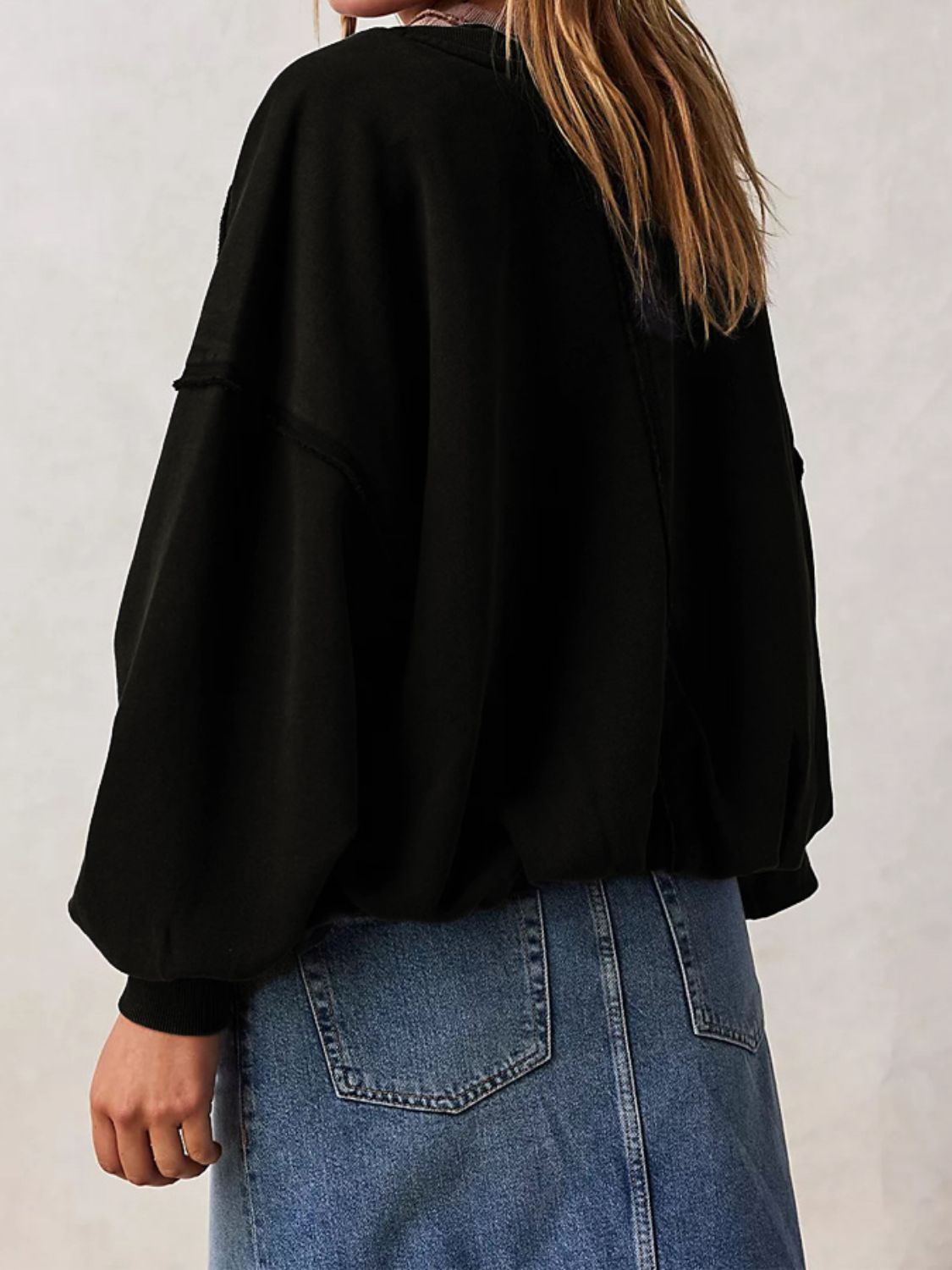 Exposed Seam Round Neck Long Sleeve Sweatshirt