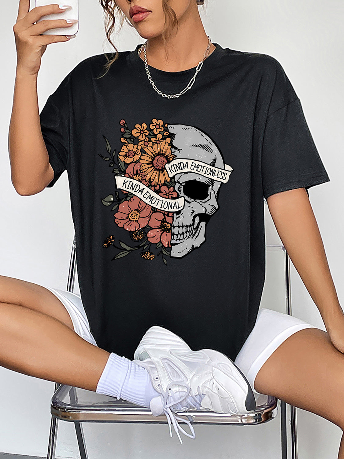 Round Neck Short Sleeve Graphic T-Shirt