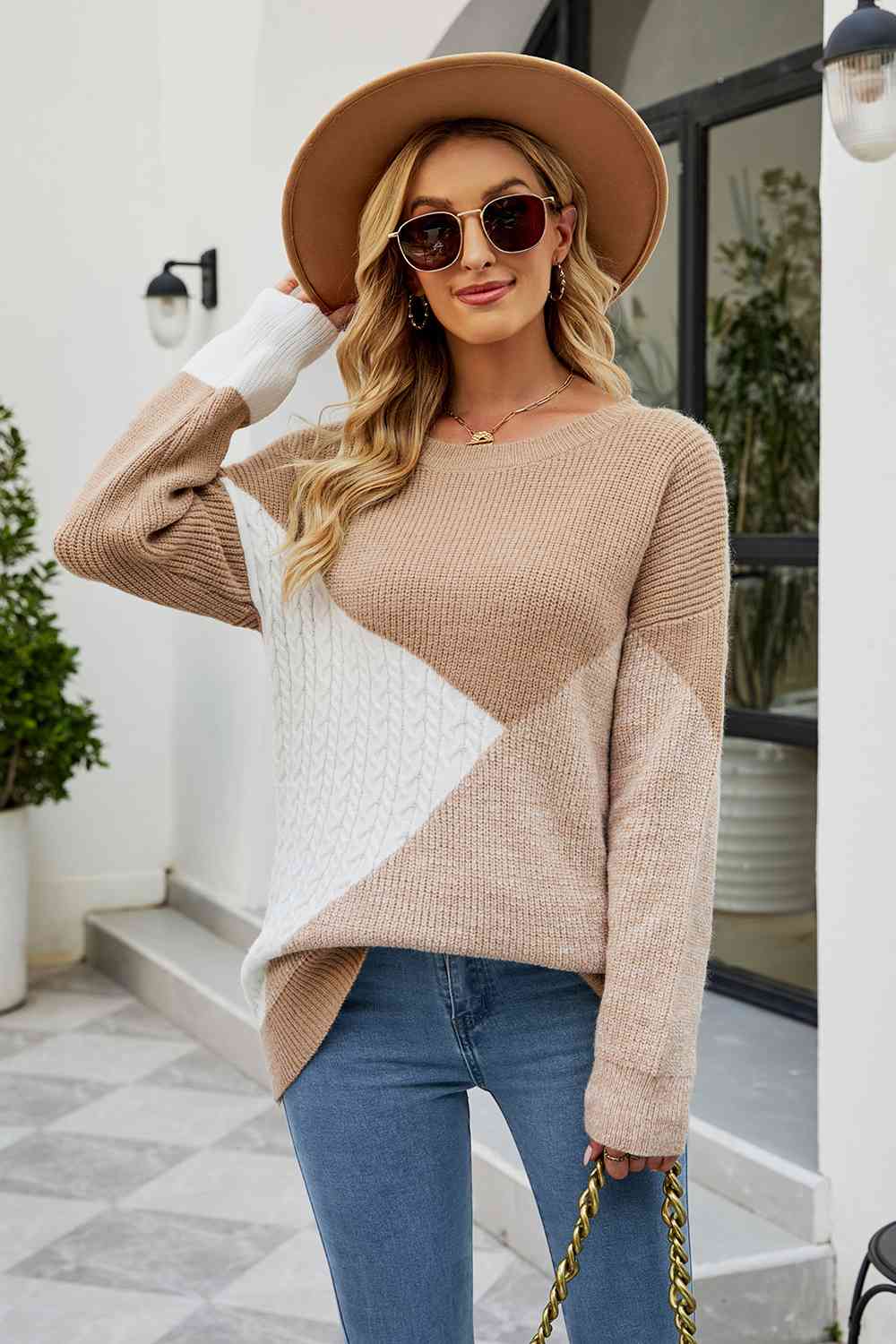 Color Block Round Neck Sweater