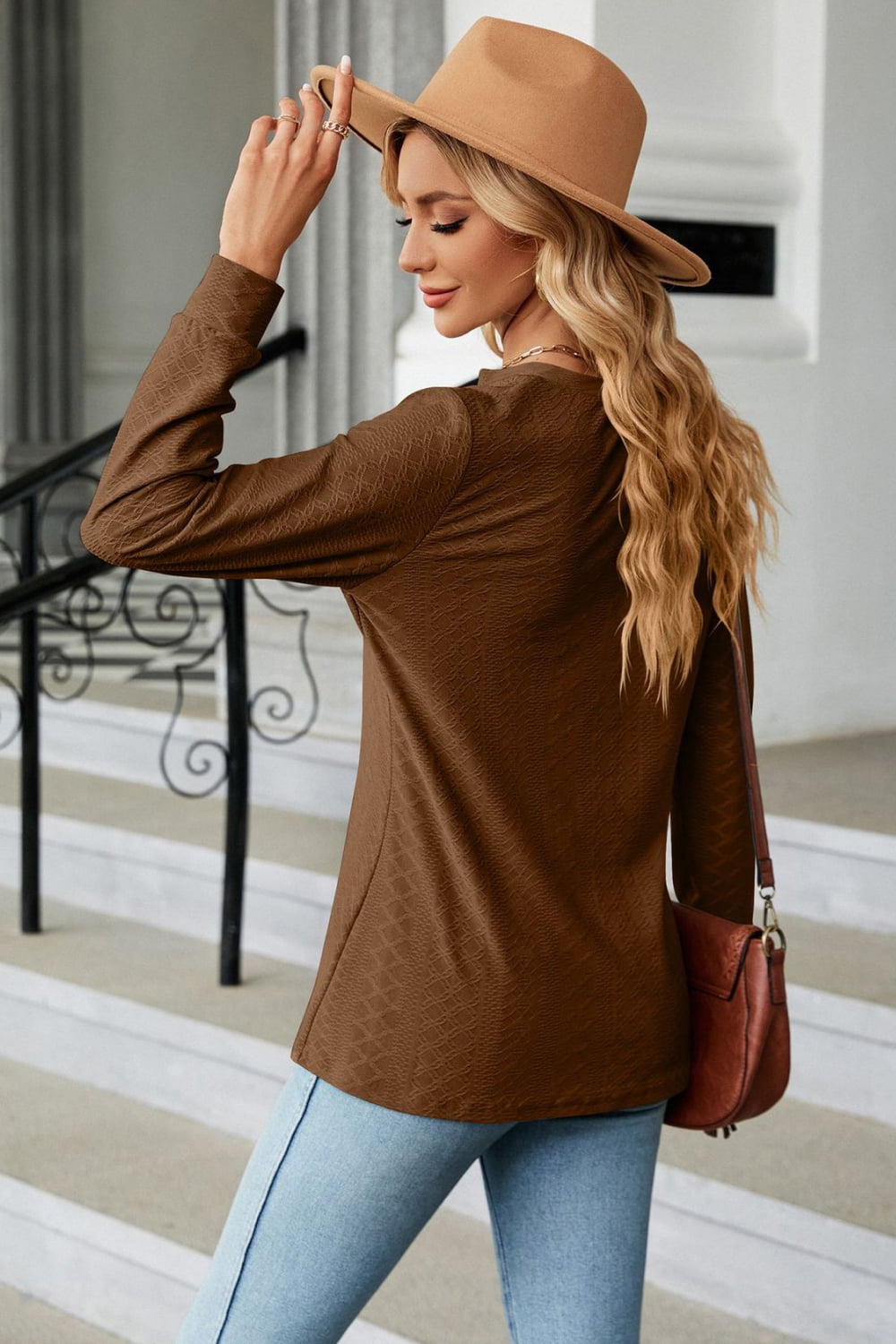 Notched Neck Long Sleeve Buttoned Blouse