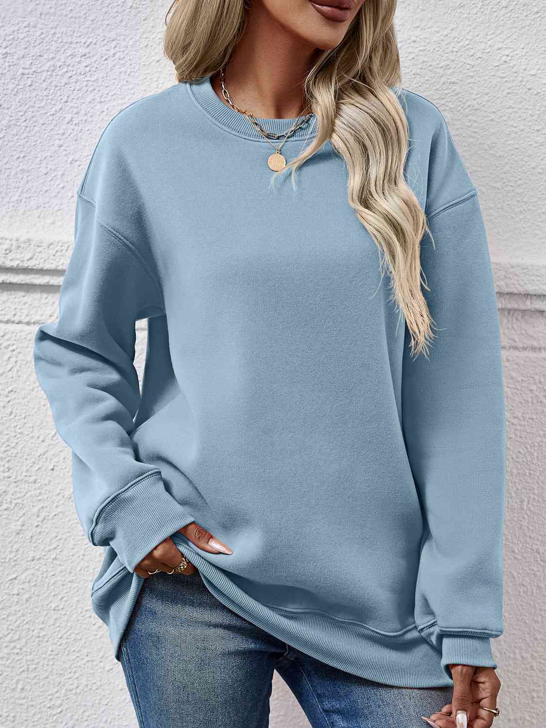 Round Neck Long Sleeve Sweatshirt