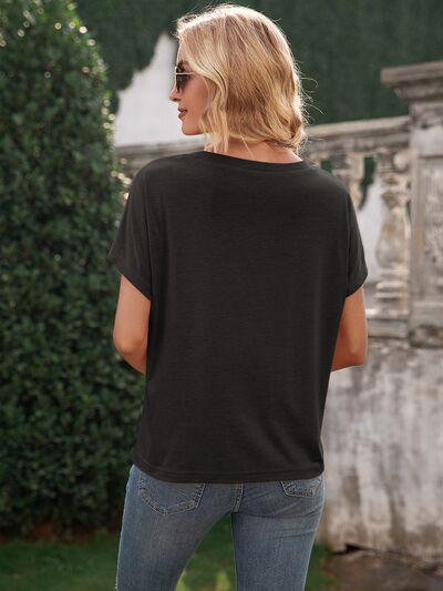 Pocketed Round Neck Short Sleeve T-Shirt